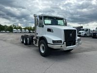 2026 Volvo VHD84B300