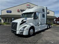 2025 Volvo VNL64T860