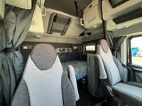 2025 Volvo VNL64T860