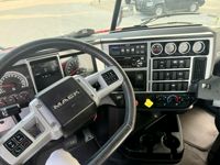 2020 Mack AN64T M742