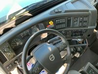 2026 Volvo VHD84B300