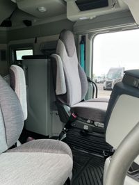 2026 Volvo VNL64T860