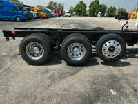 2026 Volvo VHD84B300