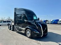 2025 Volvo VNL64T860