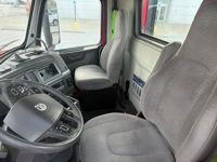 2020 Volvo VNR64300