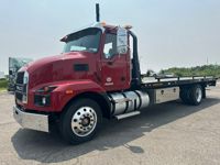2025 Mack MD642