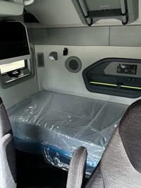 2026 Volvo VNL64T660