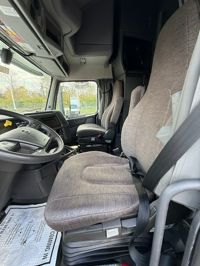 2024 Volvo VNL64T860