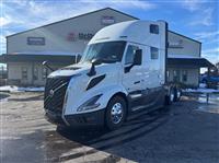 2025 Volvo VNL64T660