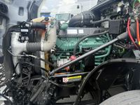2023 Volvo VNL64T760