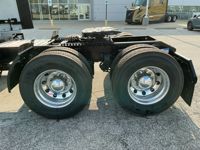 2026 Volvo VNL64T860