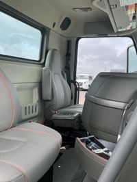 2026 Volvo VHD64B300