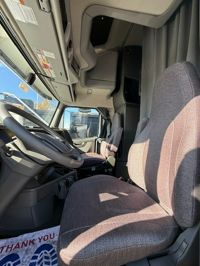 2024 Volvo VNL64T860