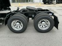 2026 Volvo VNL64T660
