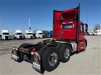 2020 Volvo VNR64T300