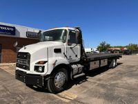 2024 Mack MD742