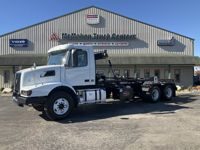 2024 Volvo VHD64B300