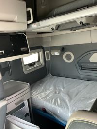 2026 Volvo VNL64T860