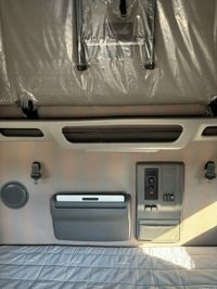 2023 Volvo VNL64T760