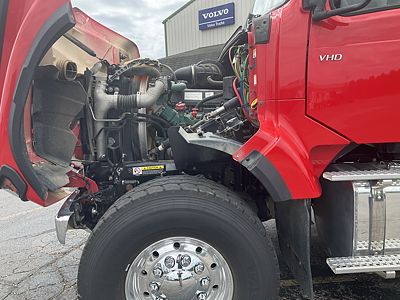 2024 Volvo VHD84F300