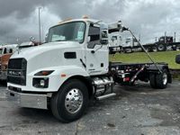 2026 Mack MD742