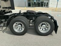 2026 Volvo VNL64T860