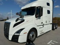 2023 Volvo VNL64T760