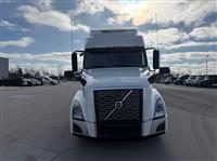 2022 Volvo VNL64T860