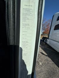 2024 Volvo VNL64T860