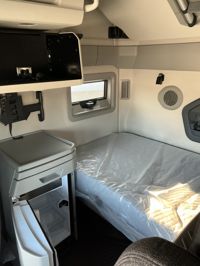 2026 Volvo VNL64T860