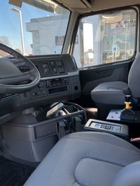 2026 Volvo VHD84B300