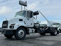 2025 Mack MD742
