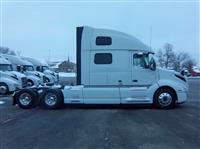 2025 Volvo VNL64T860