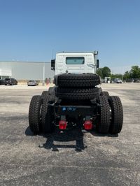 2026 Volvo VHD84B300