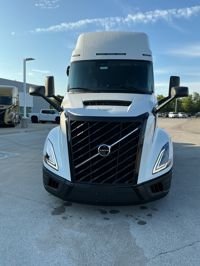2026 Volvo VNL64T860