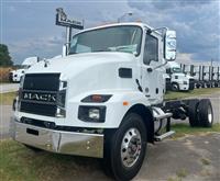 2025 Mack MD742