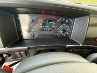 2024 Volvo VNL64T860