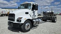 2027 Mack MD742
