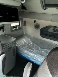 2026 Volvo VNL64T860