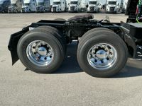 2026 Volvo VNL64T860