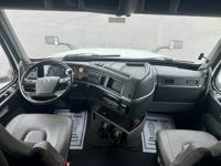 2024 Volvo VNL64T760