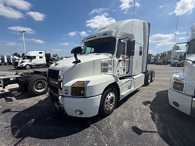 2022 Mack AN64T