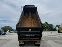 2025 Kenworth T880
