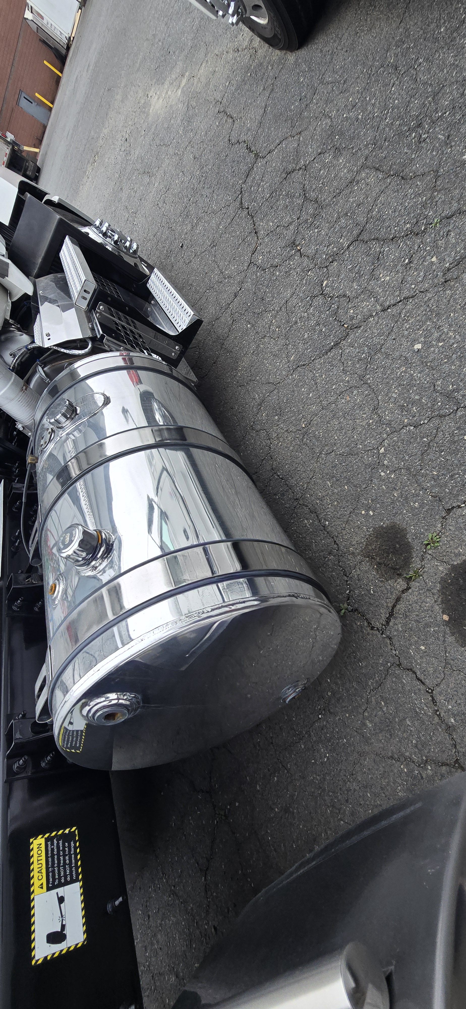 2022 Mack - image 13