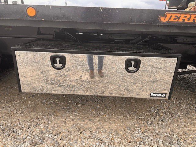 2018 Volvo - image 22