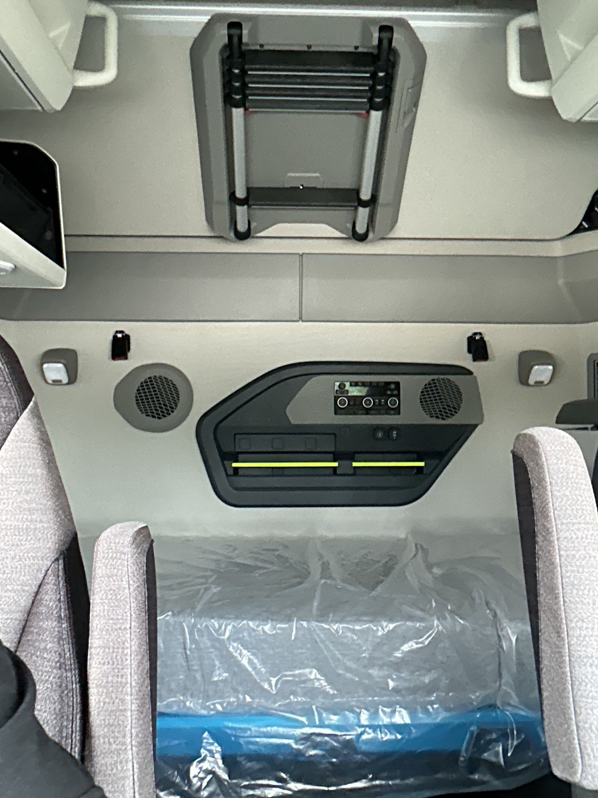 2026 Volvo - image 21