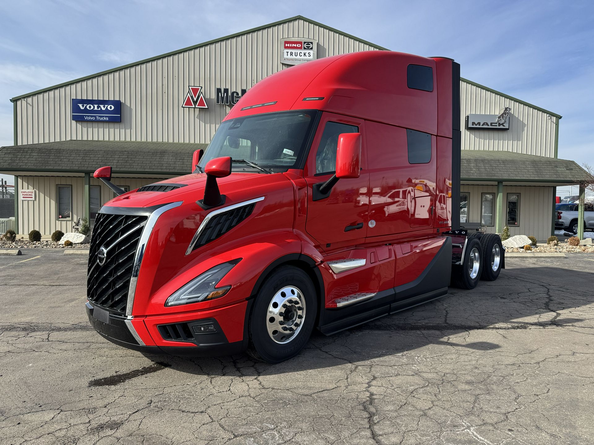 2027 Volvo VNL64T860