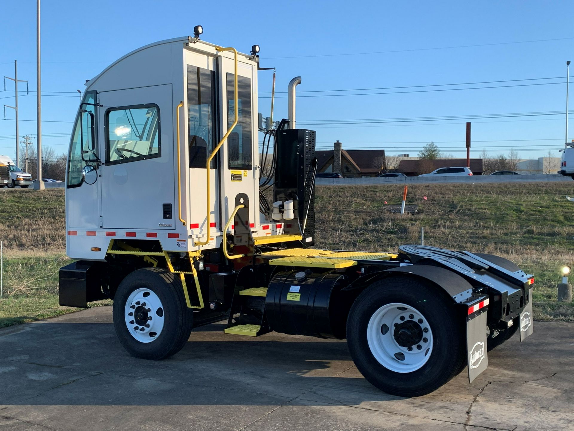 2027 Autocar in La Vergne, TN — photo 6