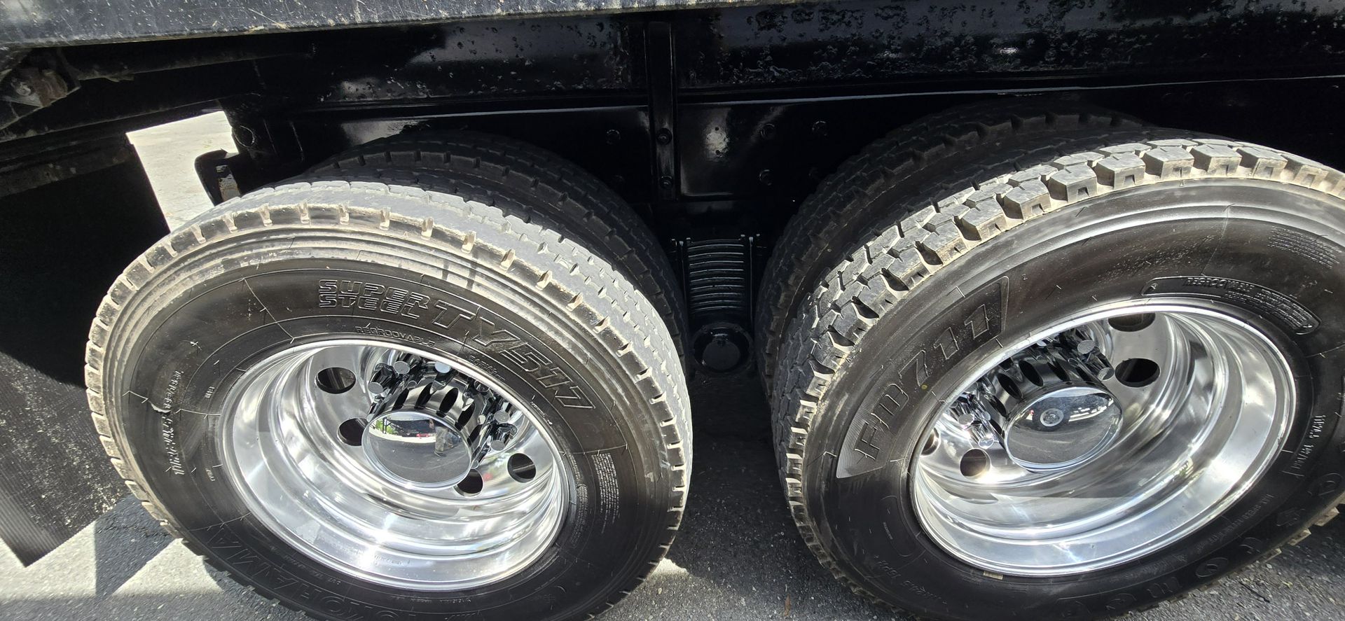 2024 Mack Granite - image 13