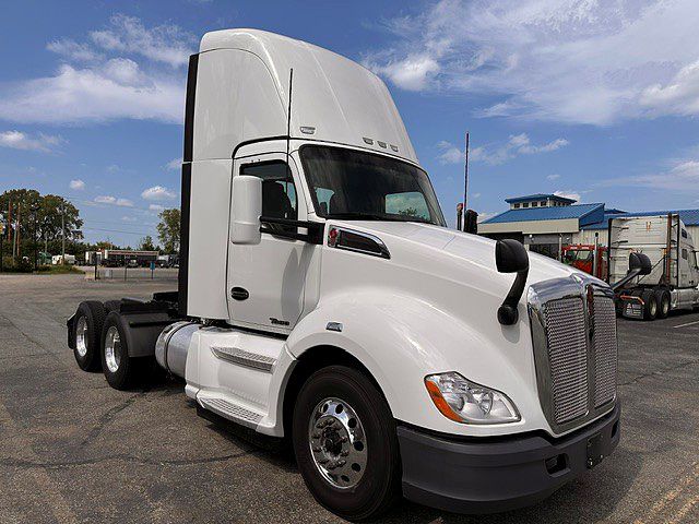 2020 Kenworth T680 in London, OH — photo 3